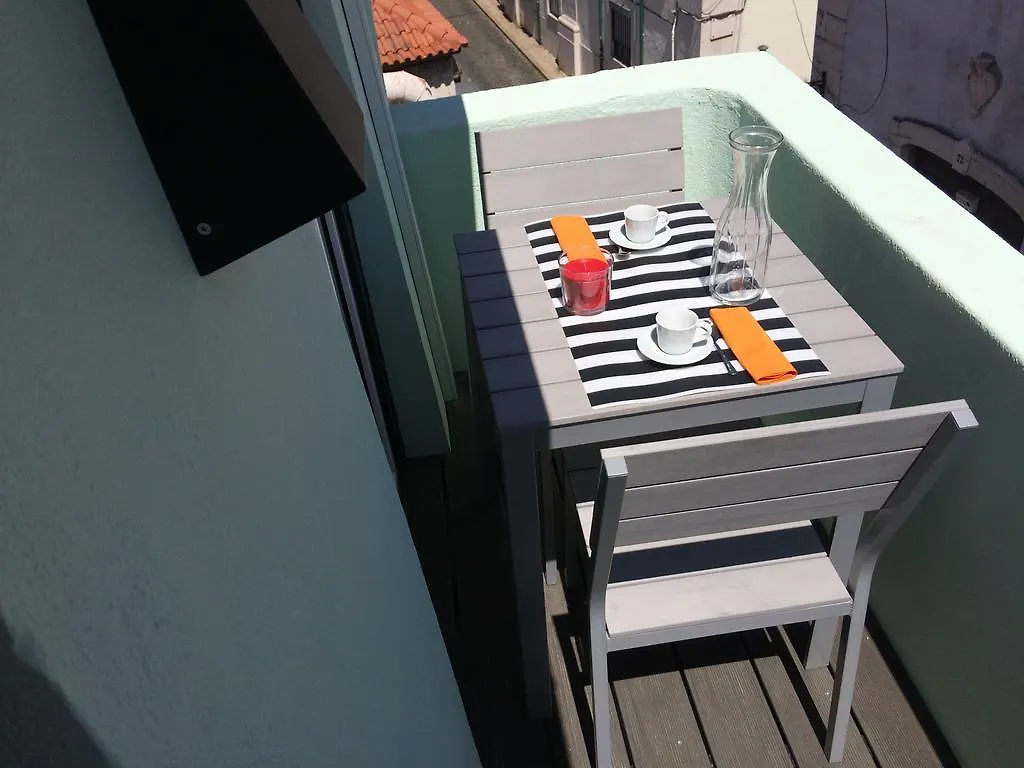 Happy Nest Charming Lisbon Appartamento